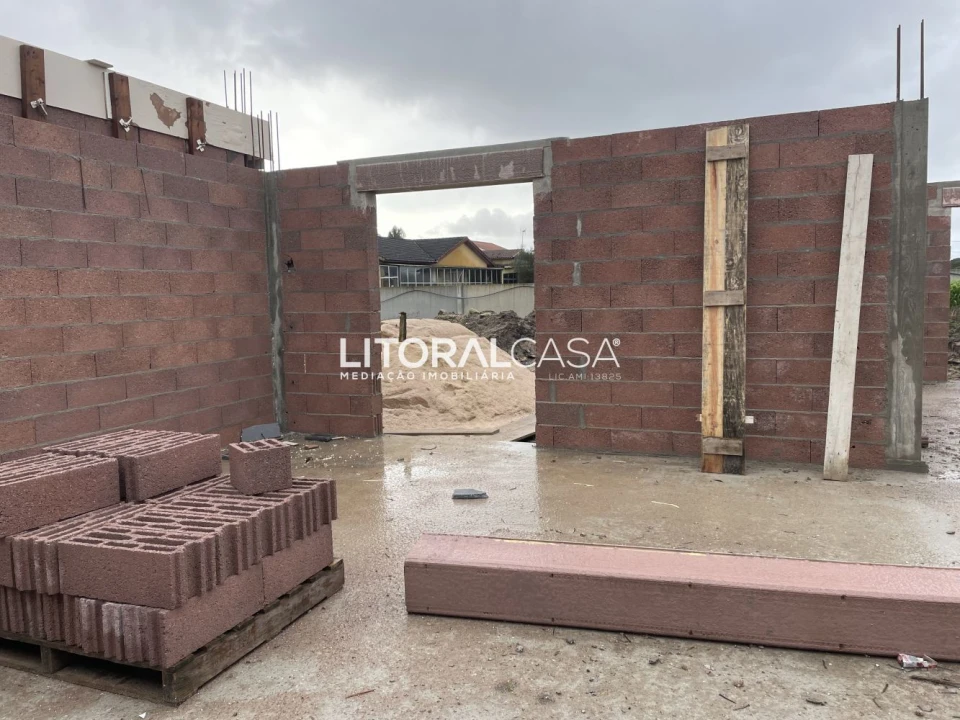 Moradia T3 para Venda em Carapelhos Foto 10
