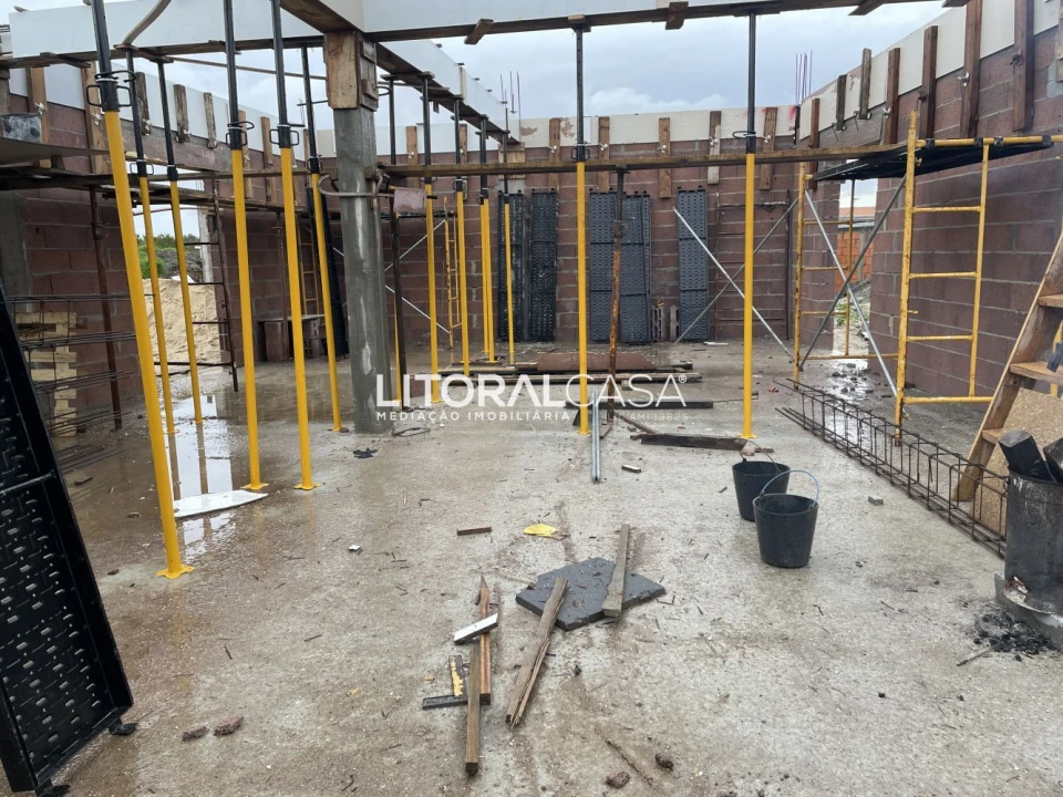 Moradia T3 para Venda em Carapelhos Foto 14