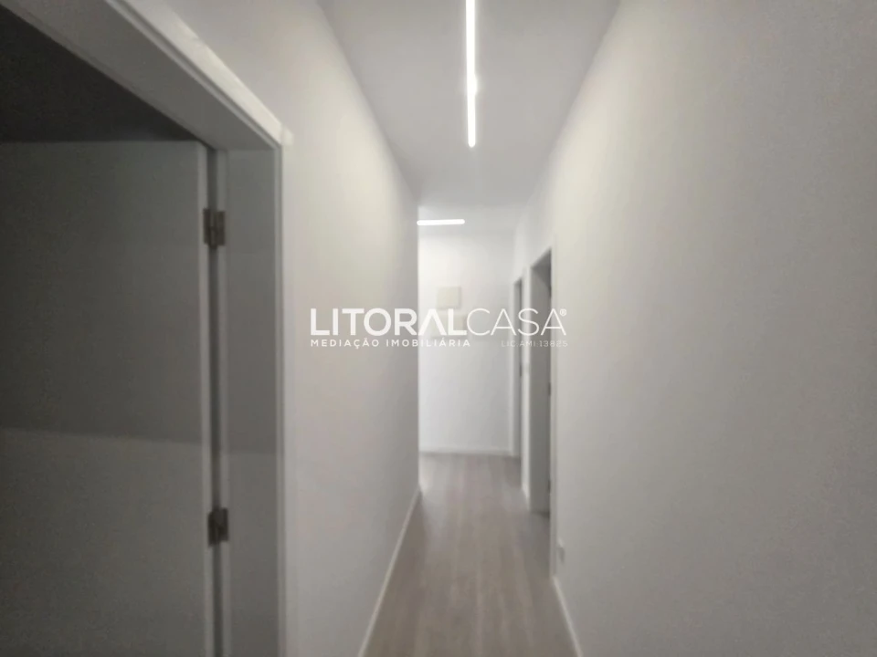 Moradia T4 para Venda em Santo Andre de Vagos Foto 17