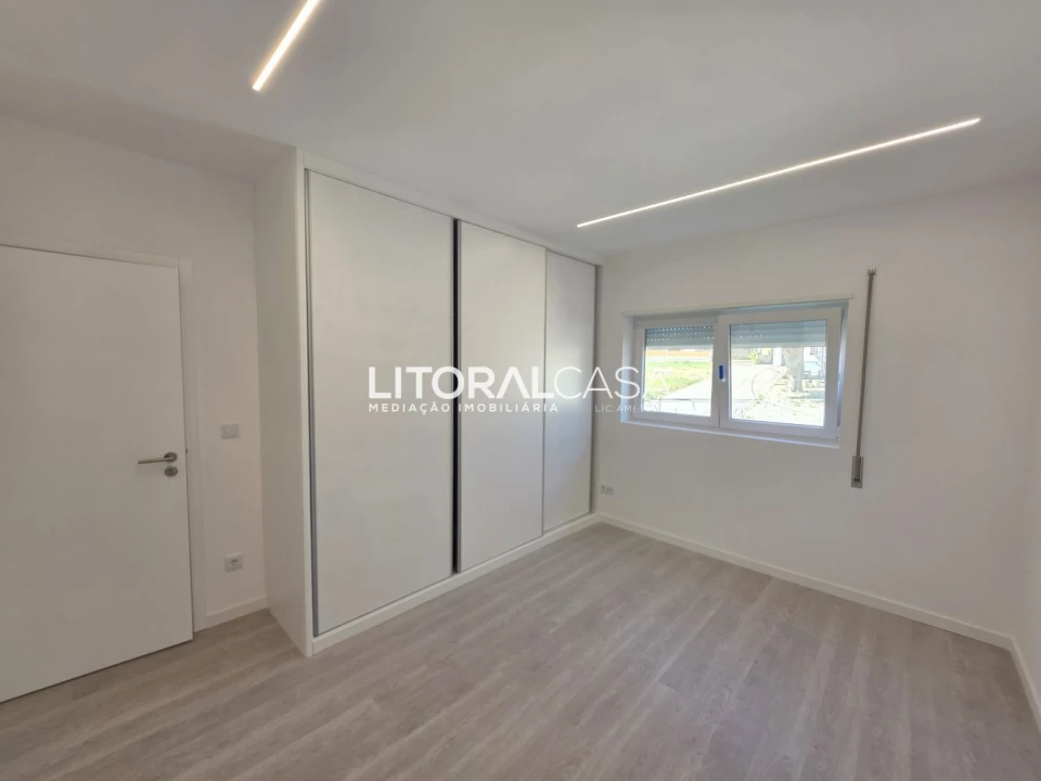 Moradia T4 para Venda em Santo Andre de Vagos Foto 26
