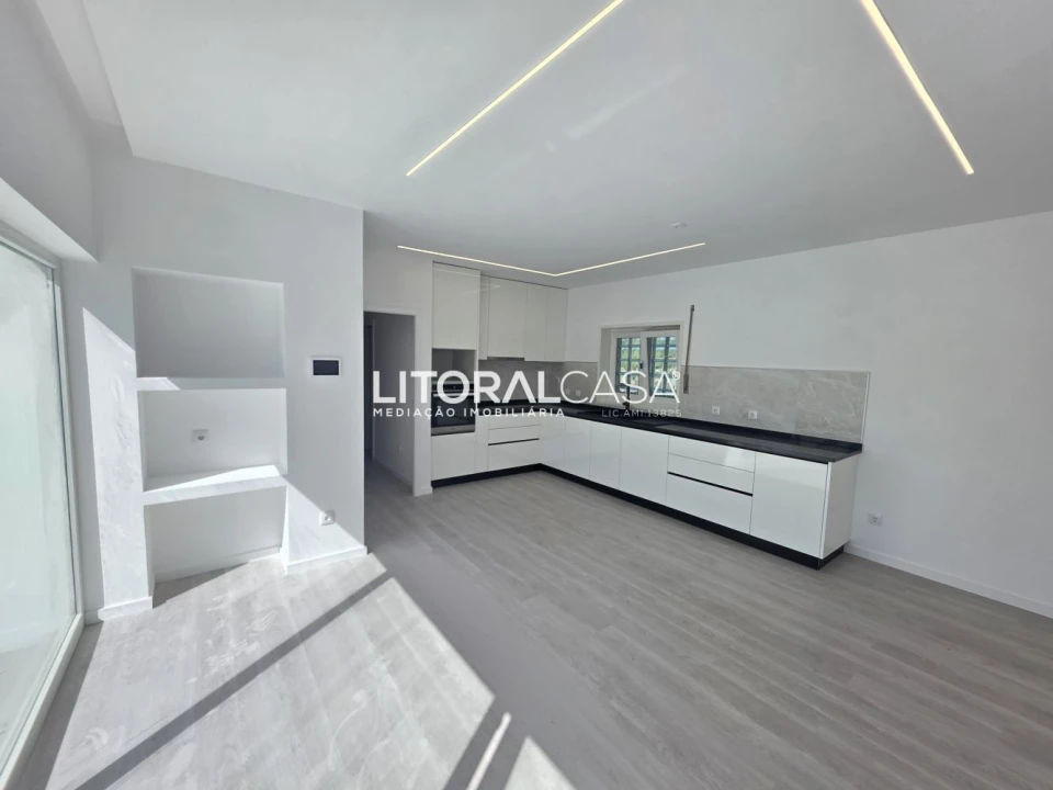 Moradia T4 para Venda em Santo Andre de Vagos Foto 9