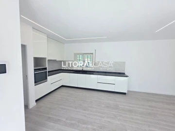 Moradia T4 para Venda em Santo Andre de Vagos