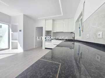 Moradia T4 para Venda em Santo Andre de Vagos