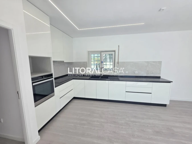 Moradia T4 para Venda em Santo Andre de Vagos Foto 11