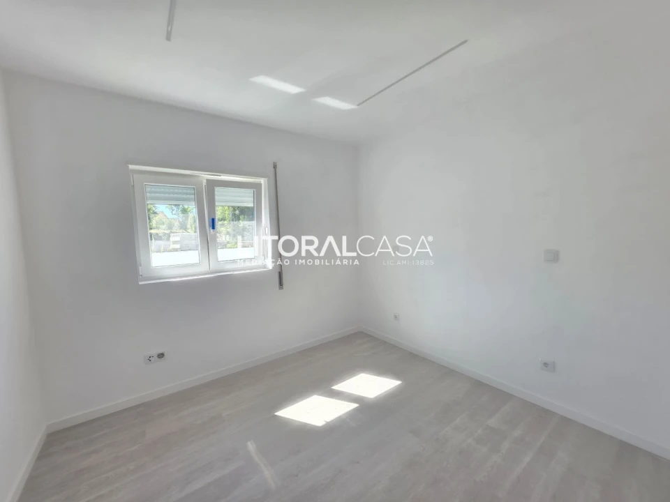 Moradia T4 para Venda em Santo Andre de Vagos Foto 23