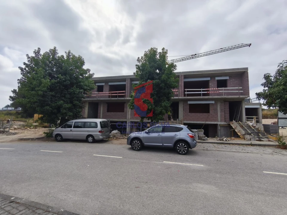 Moradia T3 para Venda em Antas e Abade de Vermoim Foto 2
