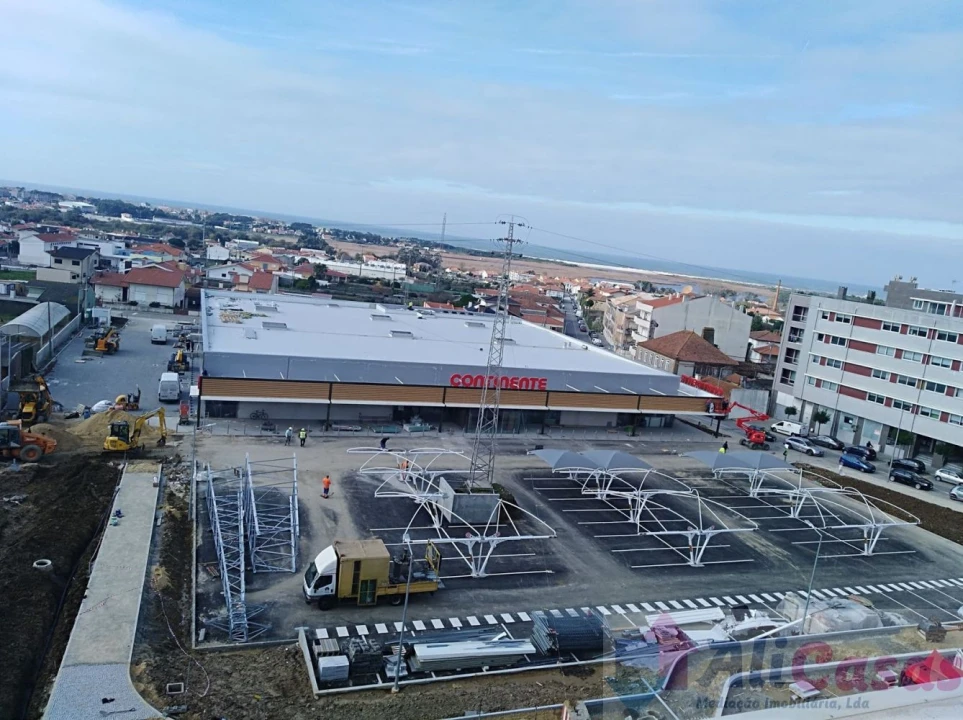 Apartamento T0 para Venda em Esmoriz Foto 13