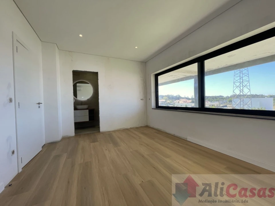 Apartamento T1 para Venda em Esmoriz Foto 15