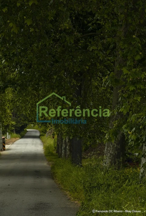 Terreno para Venda em Loivos e Póvoa de Agrações