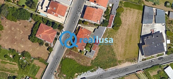 Terreno para Venda em Grijó e Sermonde