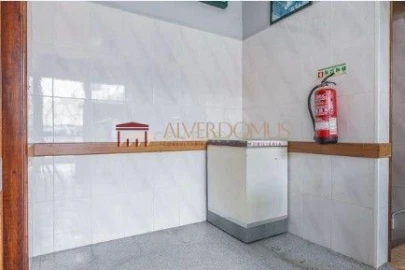 Loja para Venda em Benfica