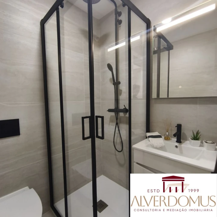 Apartamento T3 para Venda em Benfica Foto 14