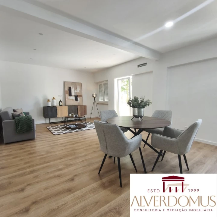 Apartamento T3 para Venda em Benfica Foto 7