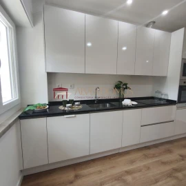 Apartamento T3 para Venda em Benfica