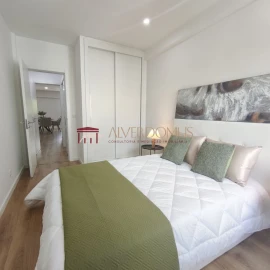 Apartamento T3 para Venda em Benfica