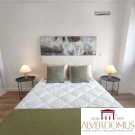 Apartamento T3 para Venda em Benfica