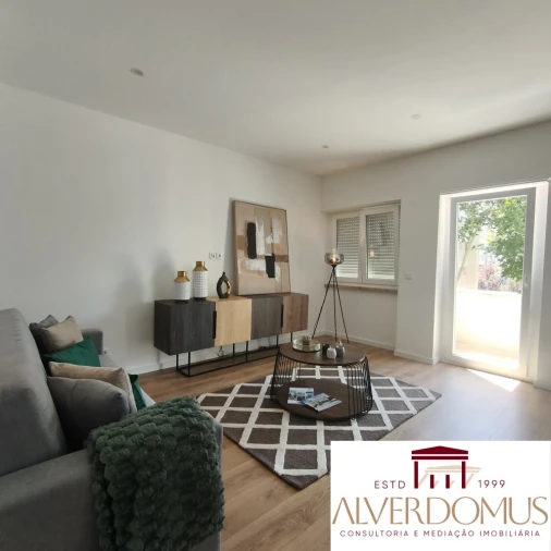 Apartamento T3 para Venda em Benfica Foto 6
