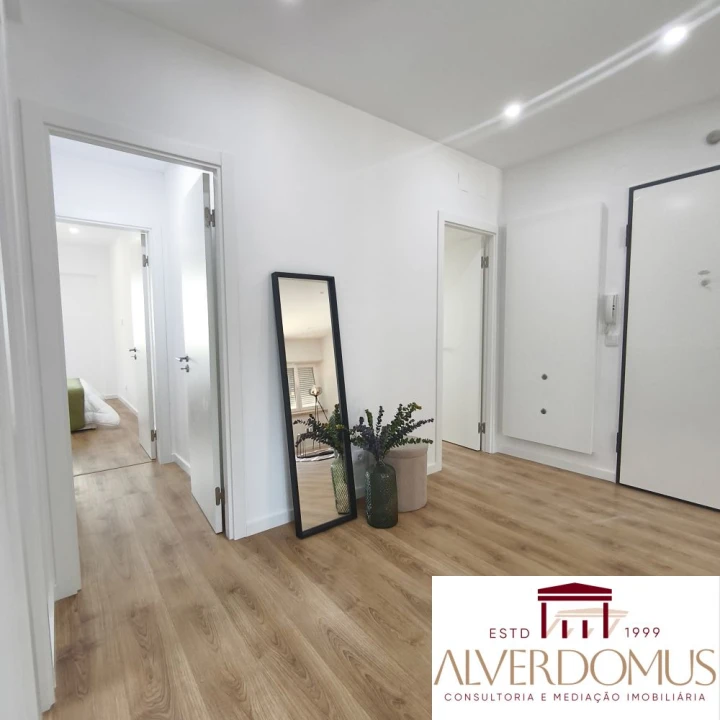 Apartamento T3 para Venda em Benfica Foto 12