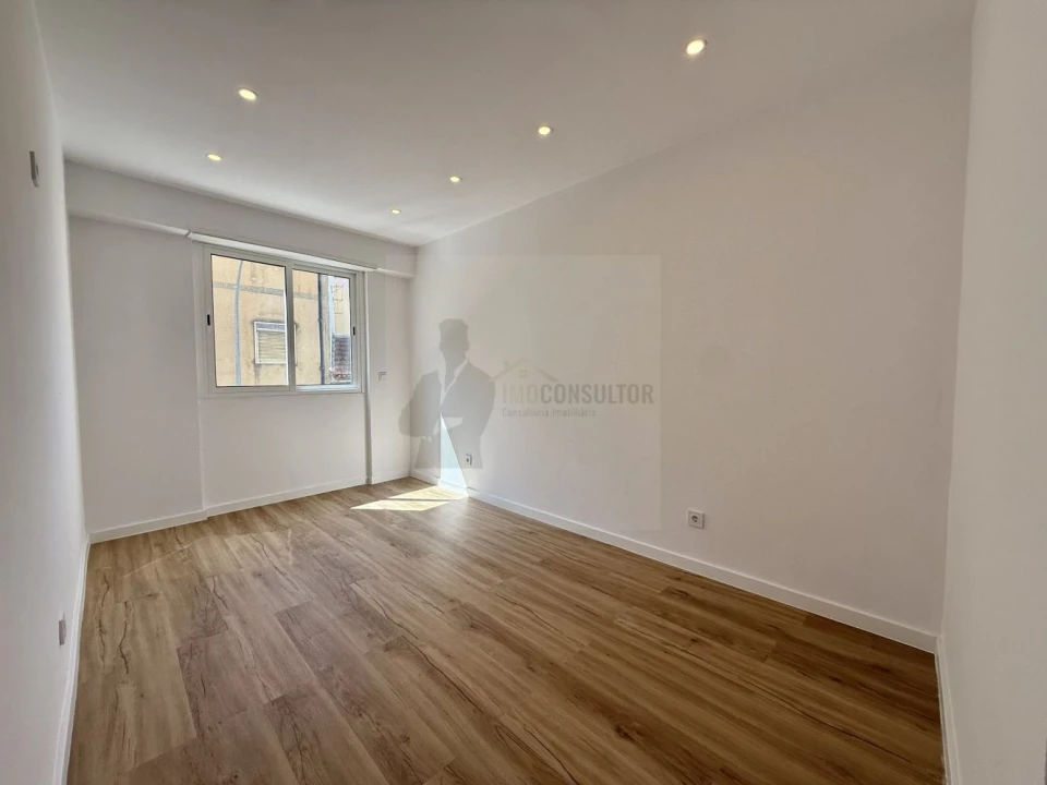 Apartamento T2 para Venda em Encosta do Sol Foto 8