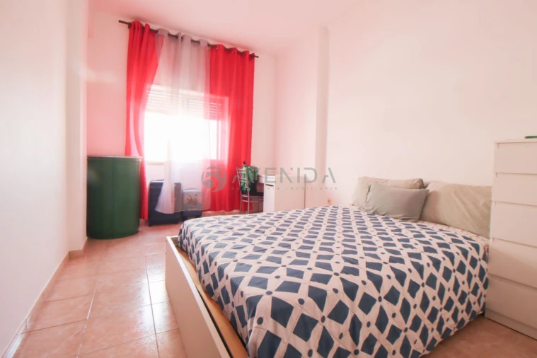Apartamento T2 para Venda em Barreiro e Lavradio Foto 10