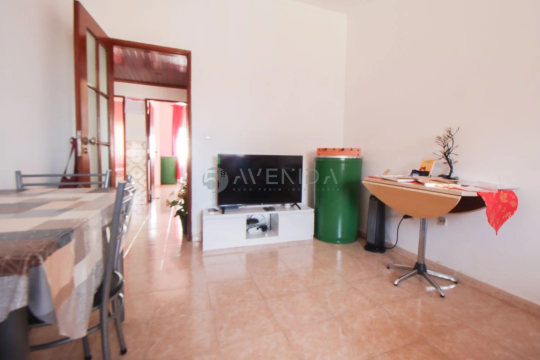 Apartamento T2 para Venda em Barreiro e Lavradio Foto 6