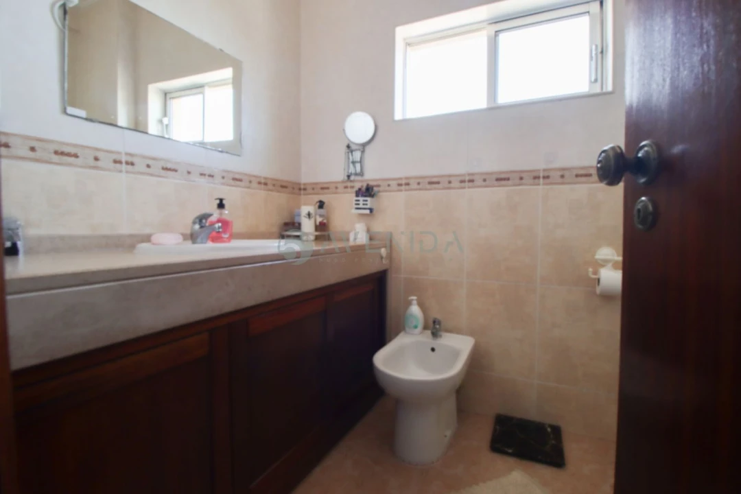 Apartamento T2 para Venda em Barreiro e Lavradio Foto 7