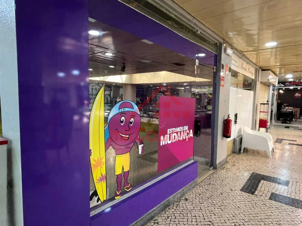 Loja para Arrendamento em Lumiar Foto 19