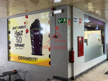Loja para Arrendamento em Lumiar