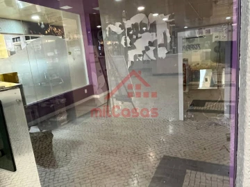 Loja para Arrendamento em Lumiar