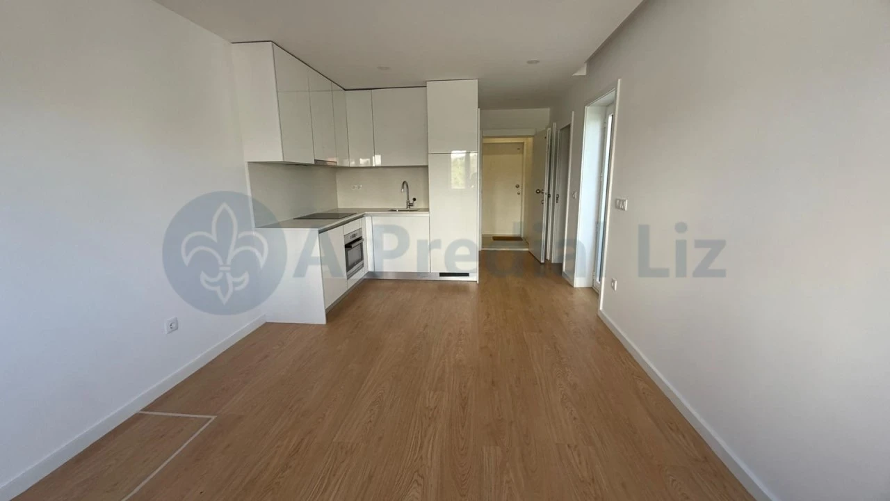 Apartamento T1 para Venda em Cedofeita, Santo Ildefonso, Sé, Miragaia, São Nicolau e Vitória Foto 2