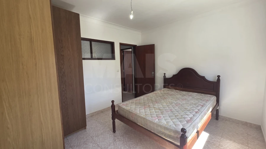 Apartamento T2 para Venda em Benavente Foto 7