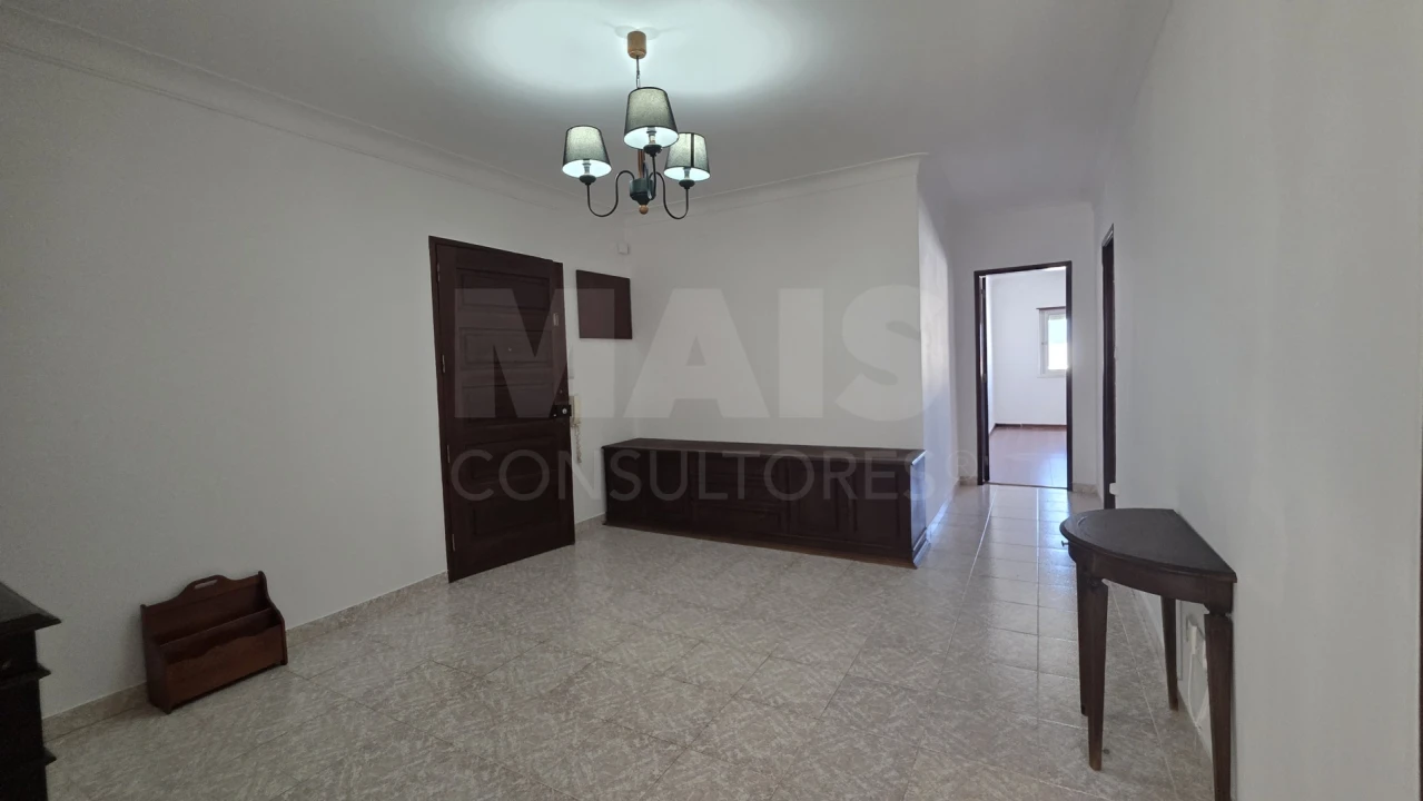 Apartamento T2 para Venda em Benavente Foto 4