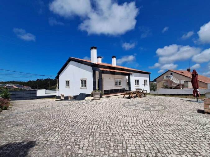 Moradia T3 para Arrendamento em Nadadouro Foto 2