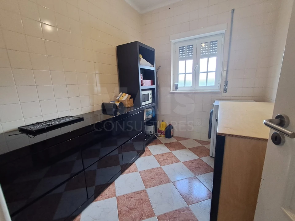 Moradia T3 para Arrendamento em Nadadouro Foto 6