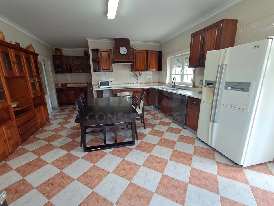 Moradia T3 para Arrendamento em Nadadouro Foto 5