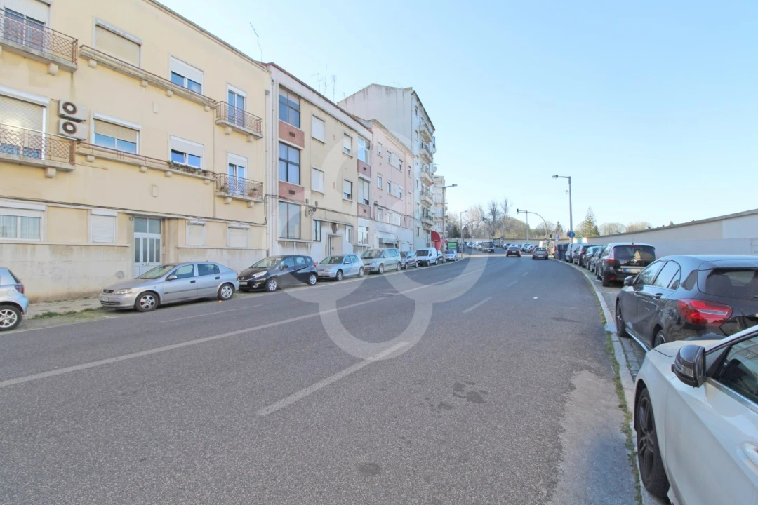 Apartamento T3 para Venda em Penha de França Foto 1