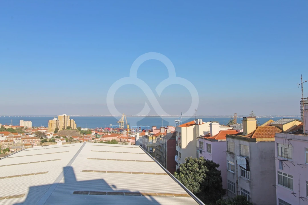 Apartamento T3 para Venda em Penha de França Foto 19