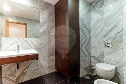 Apartamento T4 para Arrendamento em Ramalde