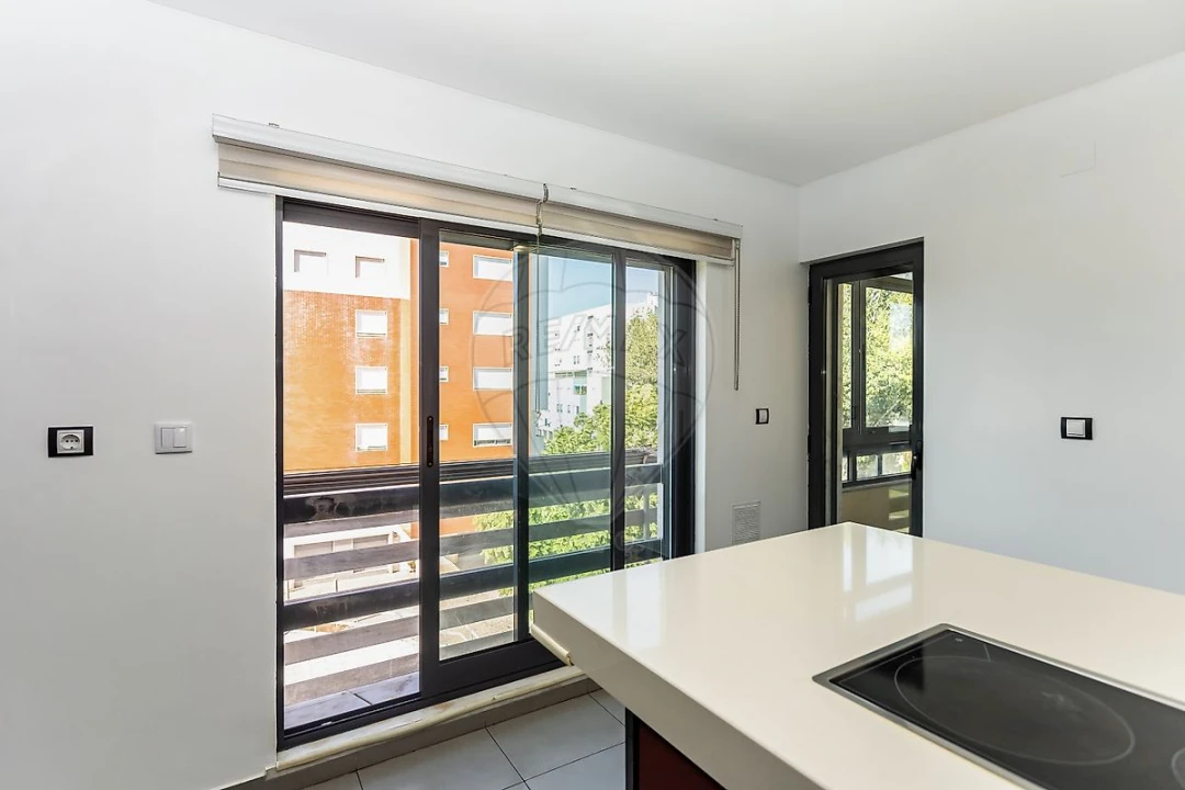 Apartamento T4 para Venda em Alto do Seixalinho, Santo André e Verderena Foto 9