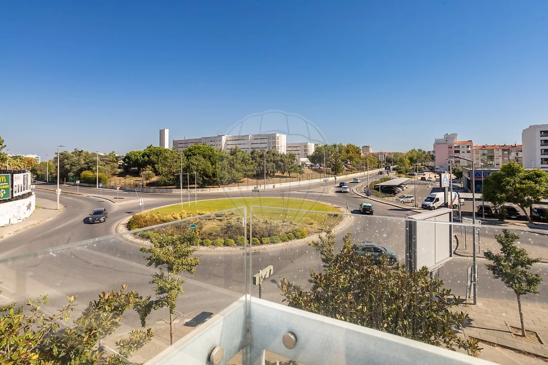 Apartamento T4 para Venda em Alto do Seixalinho, Santo André e Verderena Foto 34