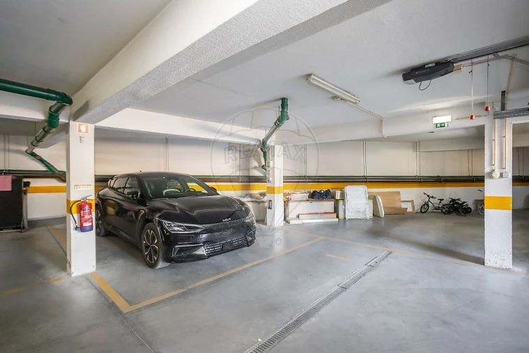 Apartamento T4 para Venda em Alto do Seixalinho, Santo André e Verderena Foto 33