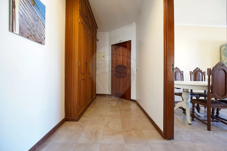 Apartamento T2 para Venda em São Pedro Foto 8