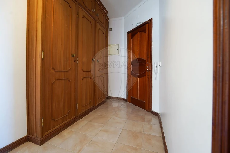 Apartamento T2 para Venda em São Pedro Foto 9