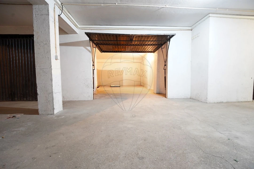 Apartamento T2 para Venda em São Pedro Foto 32