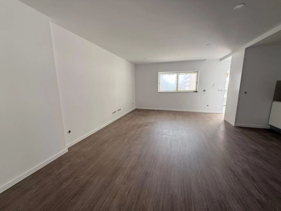 Apartamento T2 para Venda em Braga (Maximinos, Sé e Cividade) Foto 11