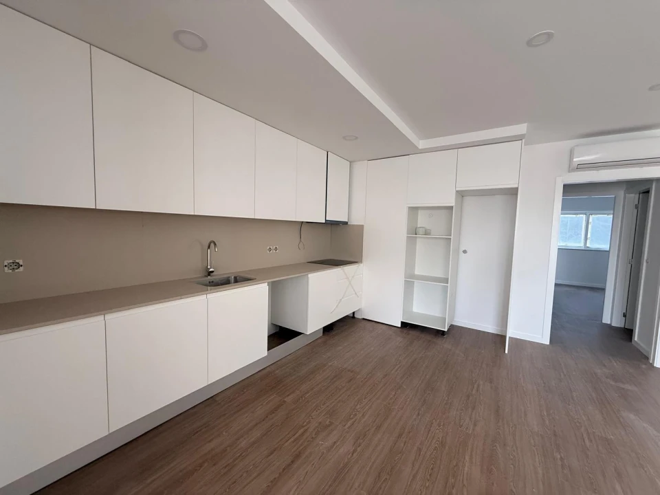 Apartamento T2 para Venda em Braga (Maximinos, Sé e Cividade) Foto 5
