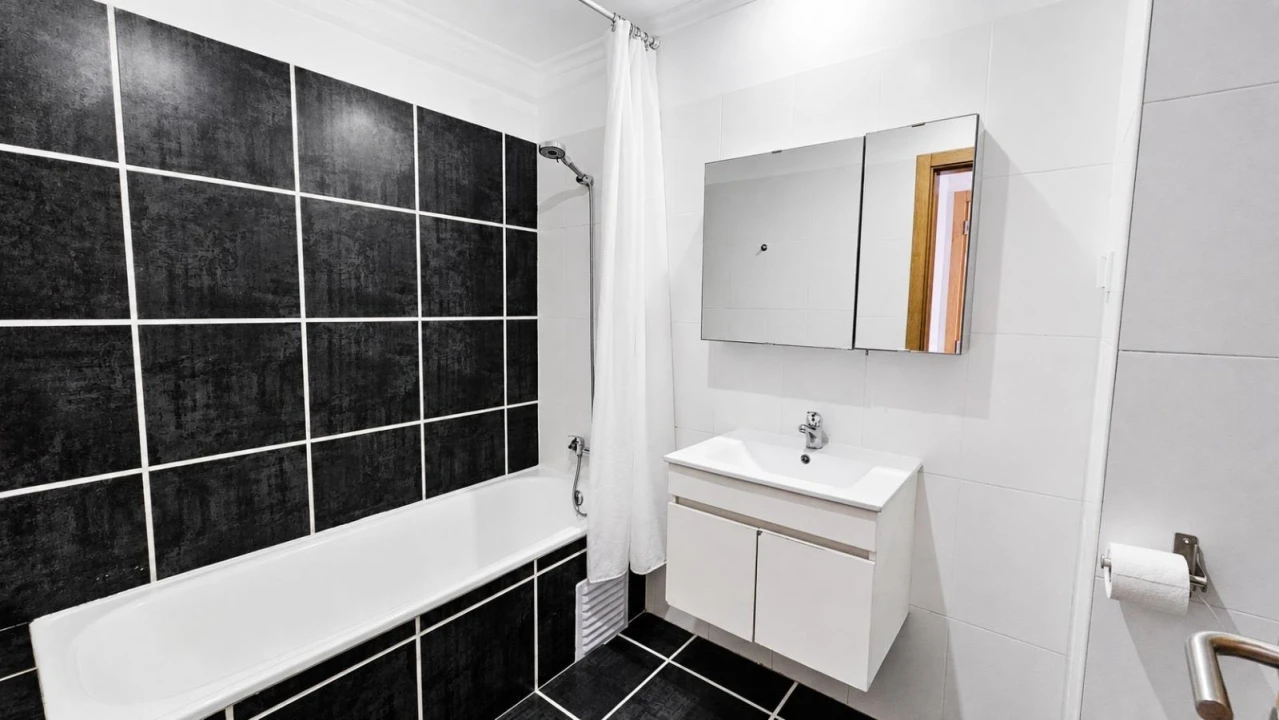 Apartamento T2 para Venda em Portimão Foto 12