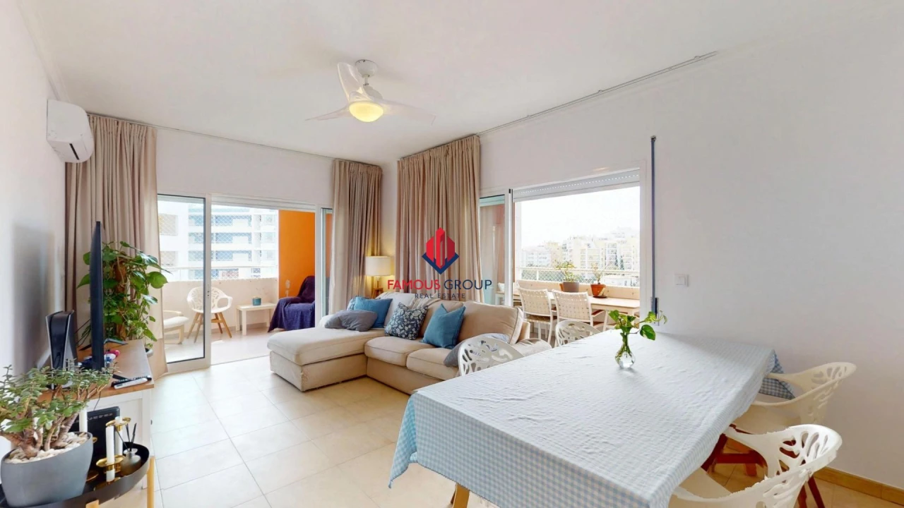 Apartamento T2 para Venda em Portimão Foto 1