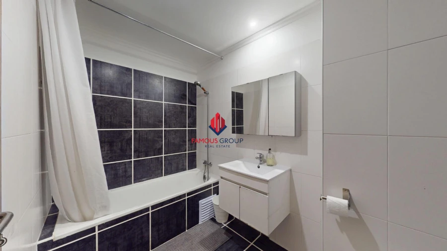 Apartamento T2 para Venda em Portimão Foto 22