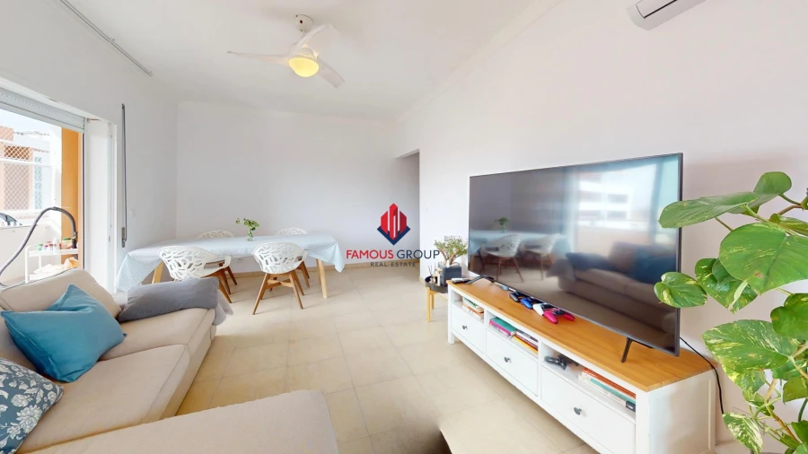 Apartamento T2 para Venda em Portimão Foto 5